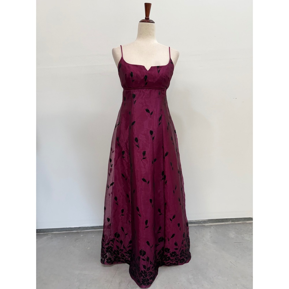 Vintage Floral Lace Up Back Maxi Formal Dress Magenta
